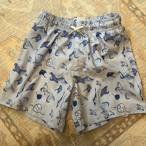Bermies size 7 stingray swim trunks. Worn once. Like new.